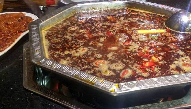 土巴碗火锅宅院(万兴店)