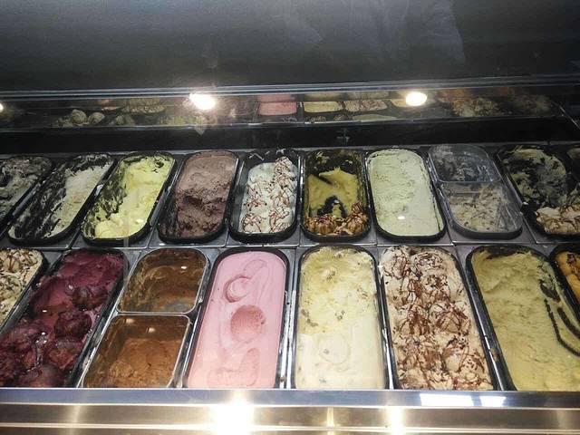 五月罗马海鲜自助餐厅(月星环球港店)