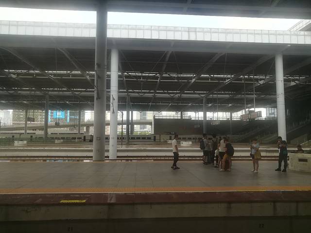 宁波东站