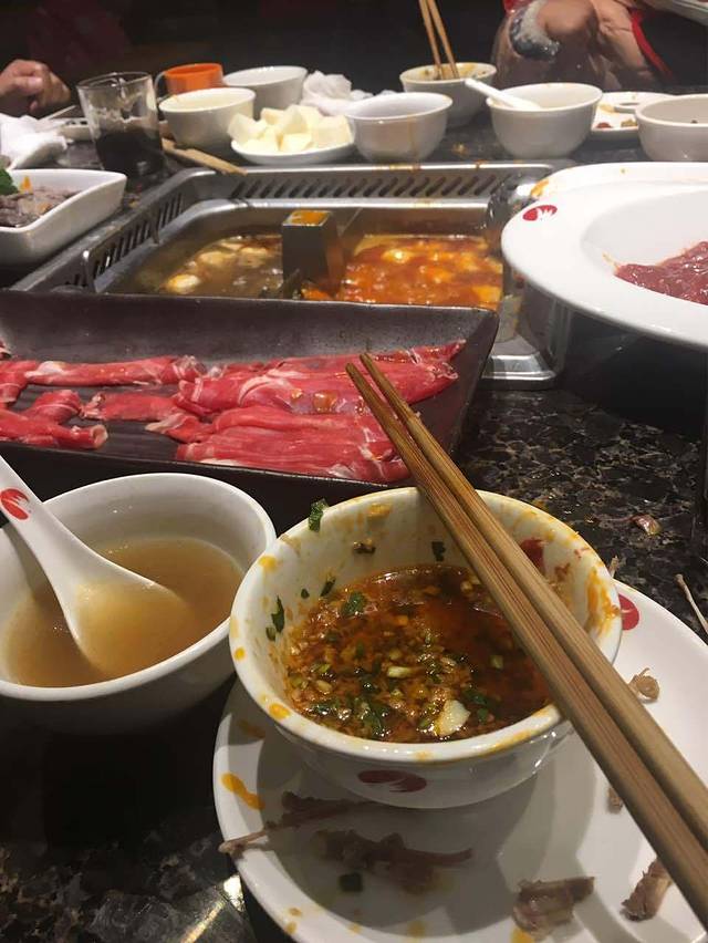 海底捞火锅(南亚滇池路店)