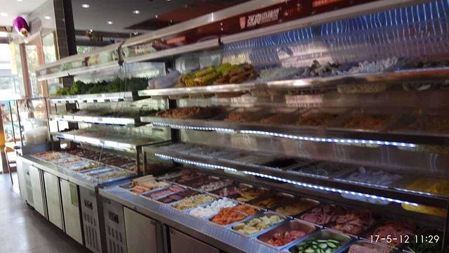 张亮麻辣烫(人民路店)