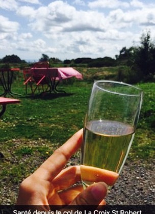 Le buron de la Croix Saint Robert