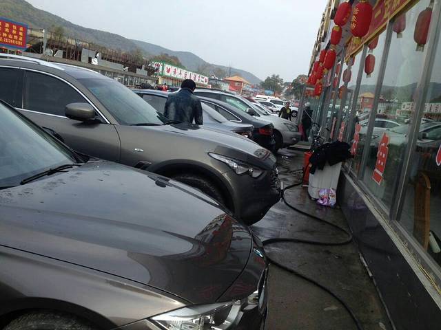 庆岭祝君发活鱼酒店·餐厅