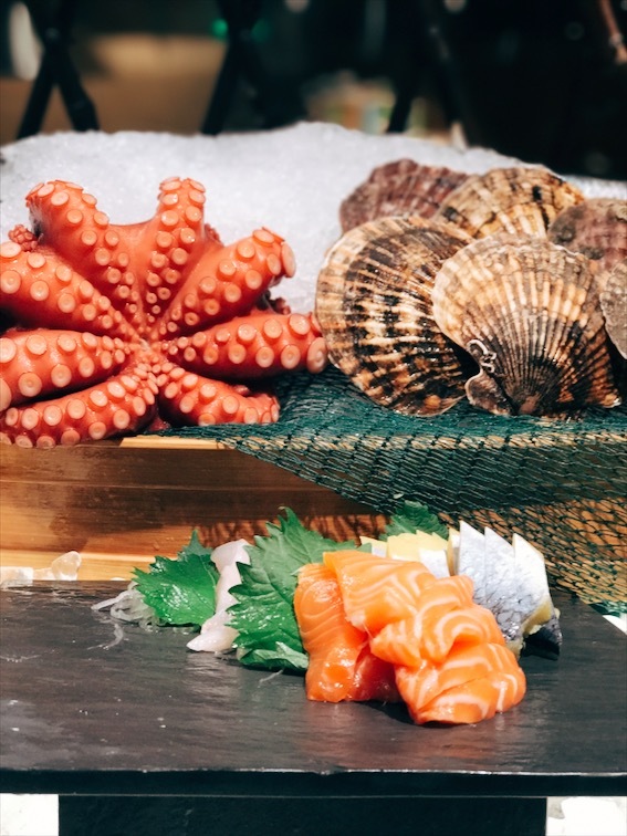 成都群光君悦酒店·凯菲厅·全日海鲜牛排自助餐厅