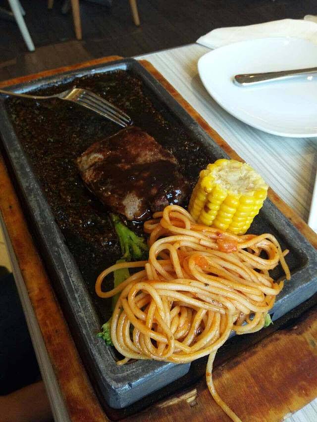 必胜客(国恒百货店)