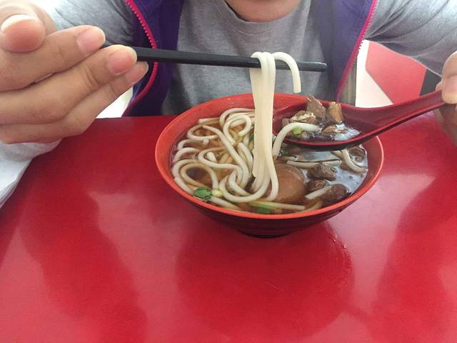 花溪王牛肉粉(汕头店)