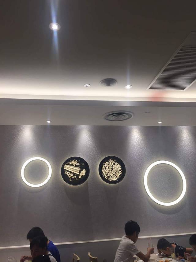 必胜客(苍南银泰店)