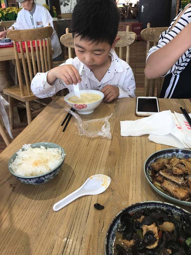 顺旺基中式快餐(周巷店)