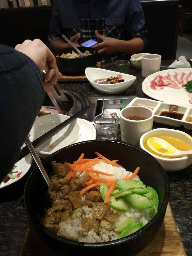 韩宫宴炭火烤肉(曼巴特店)