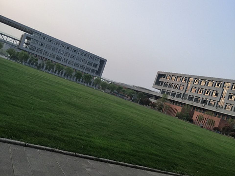 长江大学旅游景点图片