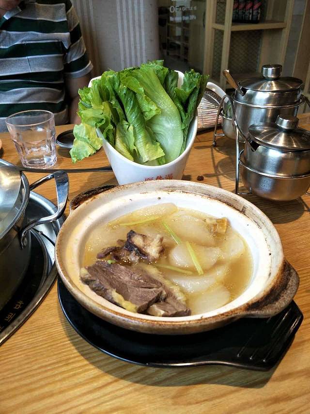 耍牛满·爽腩鲜牛肉火锅(太古仓店)