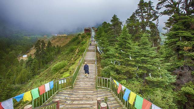 色季拉国家森林公园