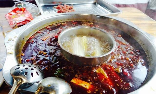 高原牦牛杂火锅