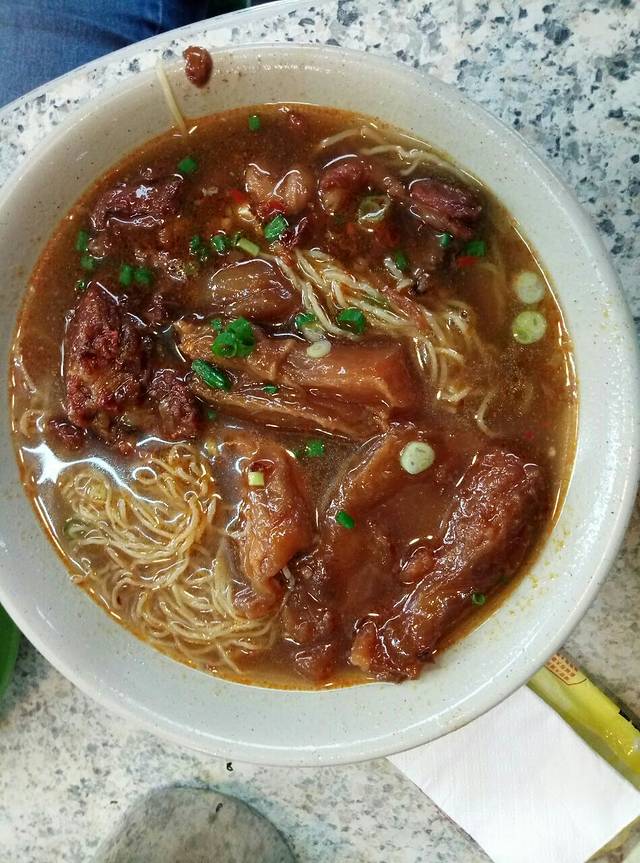 万利洪记粉面美食