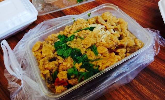 老街坊黄焖鸡米饭(法姬娜店)