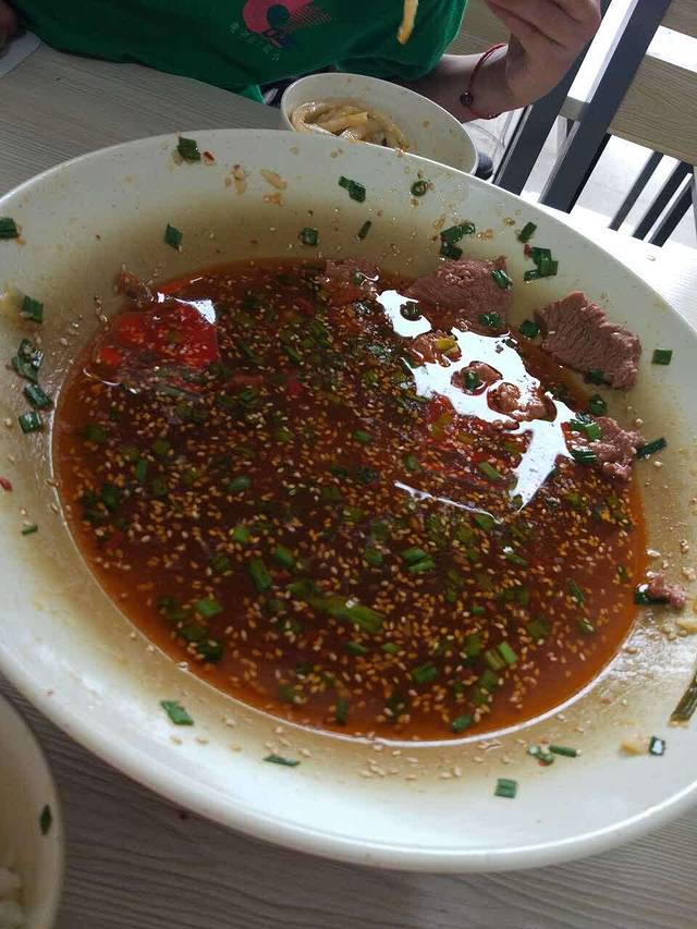 三顾冒菜(龙潭华冠路店)