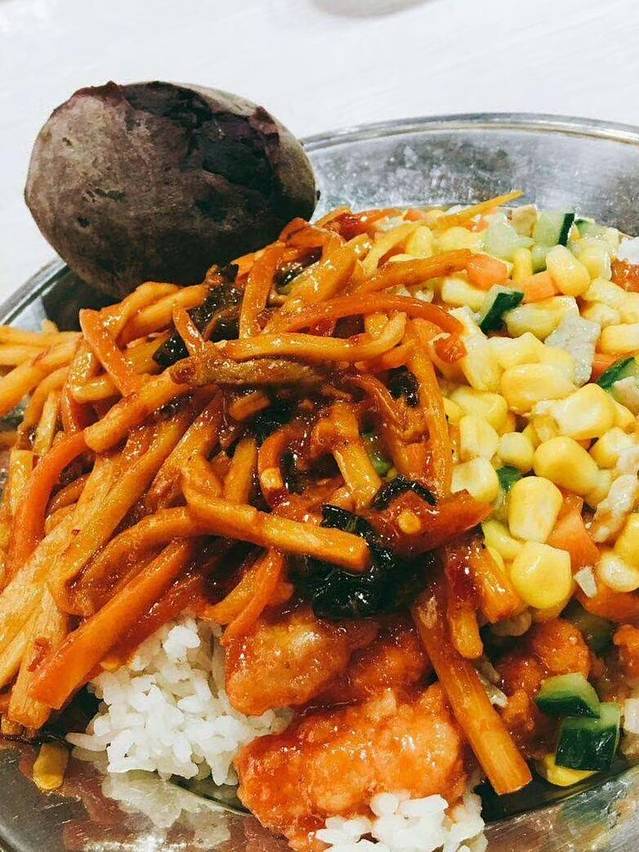 武汉大学湖滨食堂