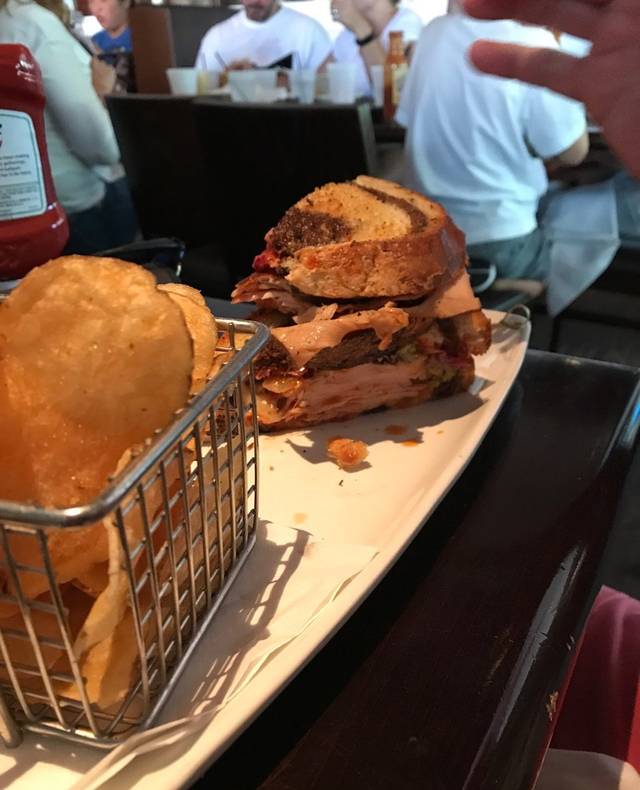 Keystone Bar & Grill Clifton