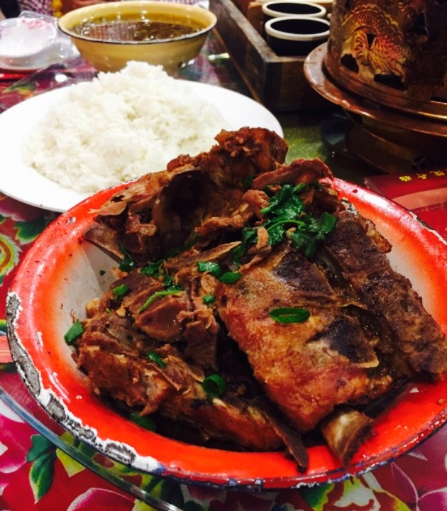 柴火大院烤鸭民间菜