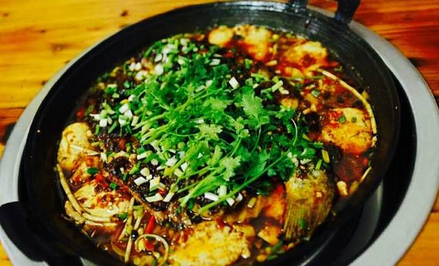 西湖烤鱼(马路桥店)