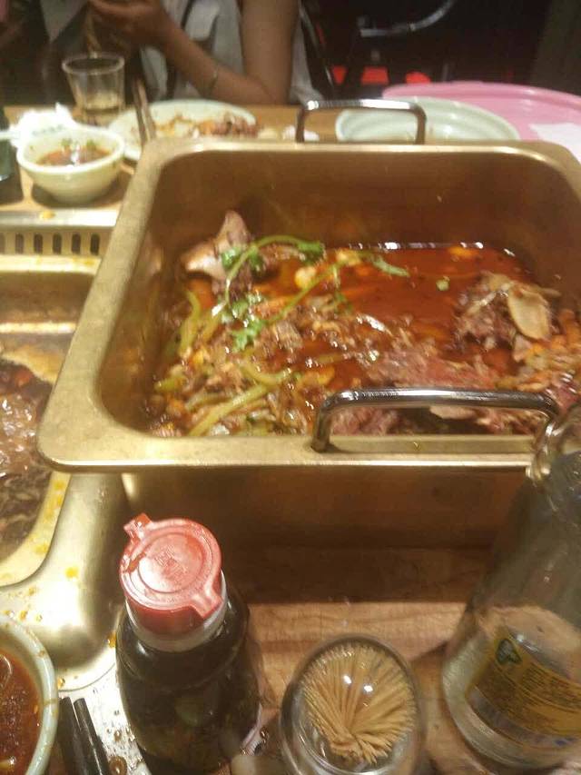 乐羊楼记徽派火锅(金鑫世贸广场店)