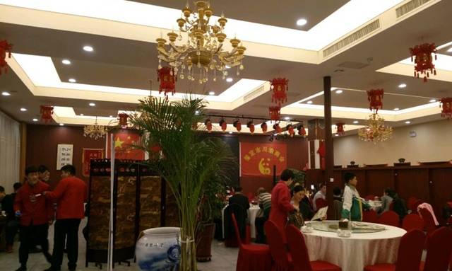 川渝小镇(韩庄街店)