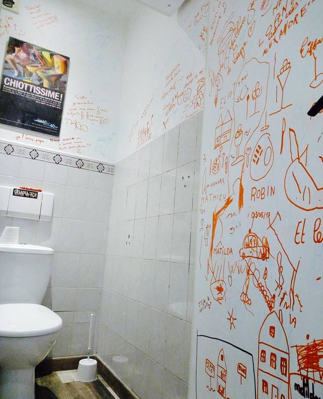 Les Flagrants Délires