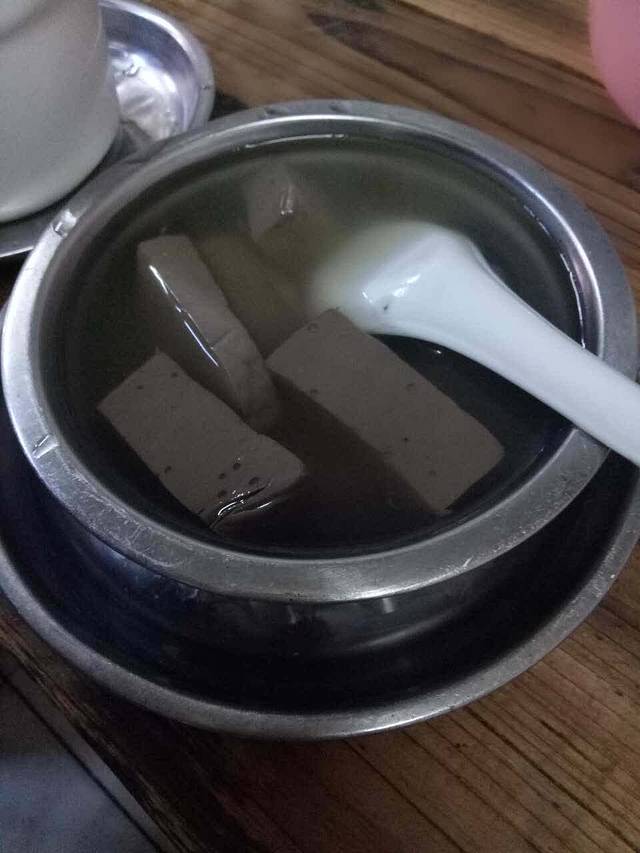 君记特色沙煲螺