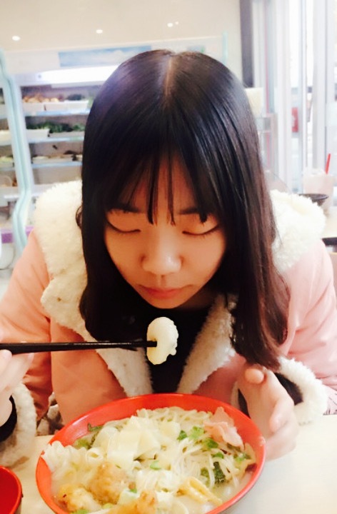 八猪麻辣烫(蒙阴店)