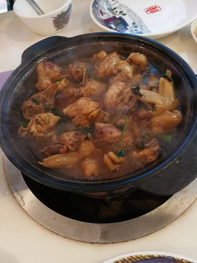 芳村榕树头叹佬鸡煲直营店(珠影店)