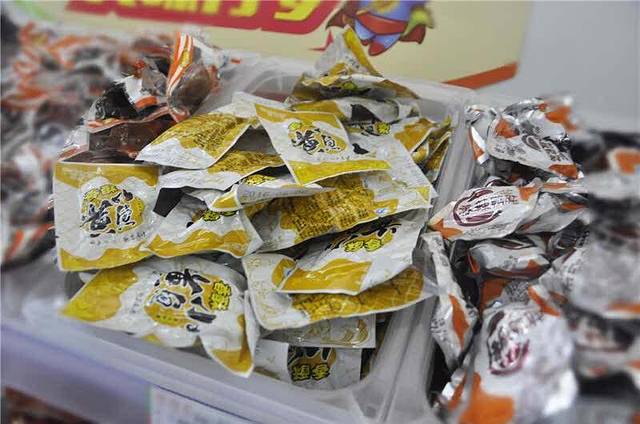 零食多(南翔民主街店)