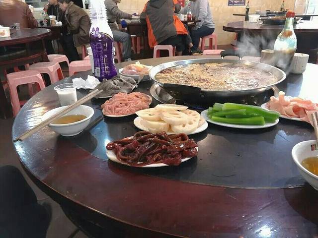 储奇门鳝鱼火锅(总店)