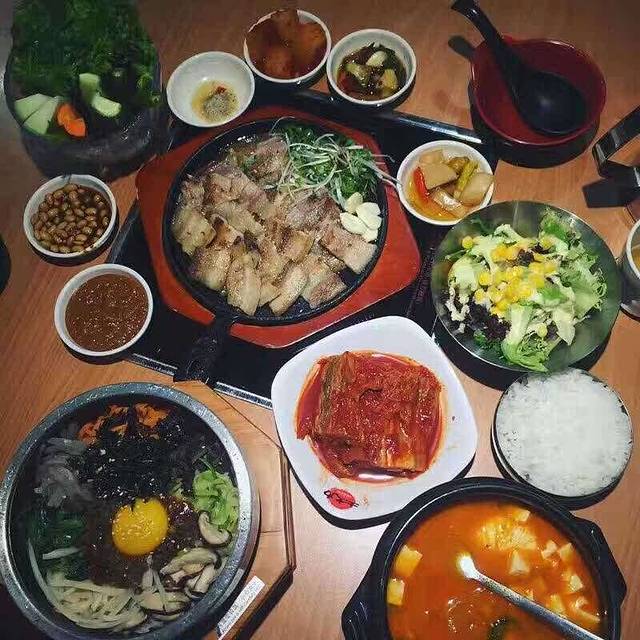 大烩哥鱼头泡饭(体育南路店)