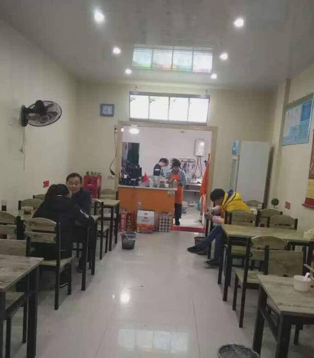 粒粒香煲仔饭(钱清店)