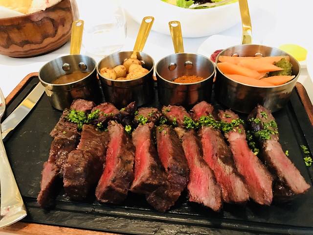 佐度王子扒房(西城红场店)