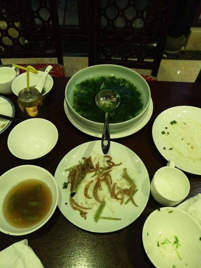 枕水碧波廊餐厅