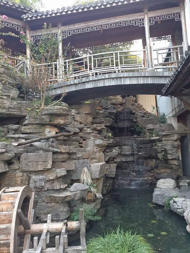 衢州飞龙山庄(南山路店)