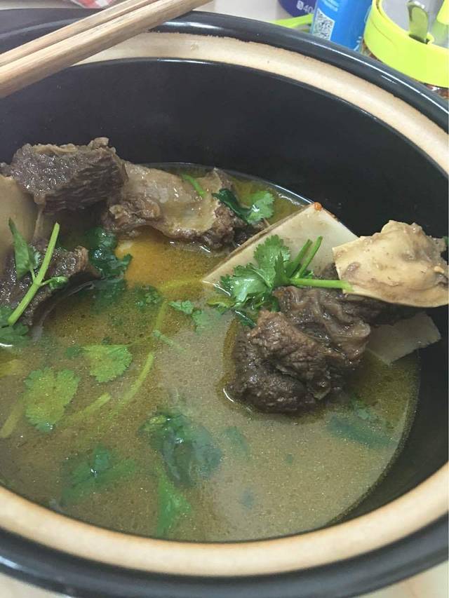 味华香养气牛肉火锅(松柏店)