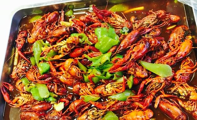 跃杨鲜鱼杂·纸包鱼·羊蝎子火锅(昌里路店)