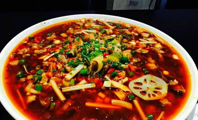 李六娃特色鱼馆(园艺山店)