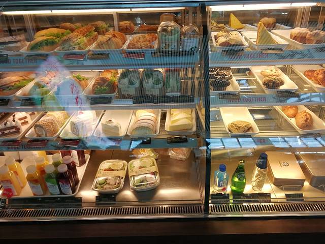 星巴克(宜兴高铁站店)