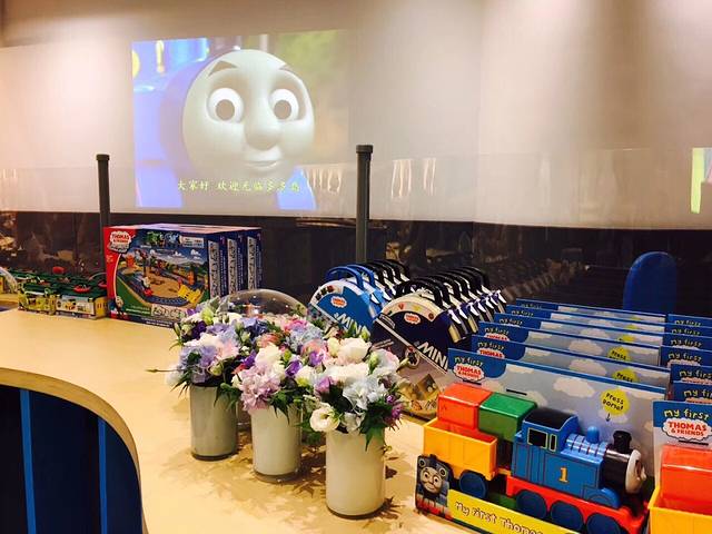 托马斯小火车主题亲子餐厅