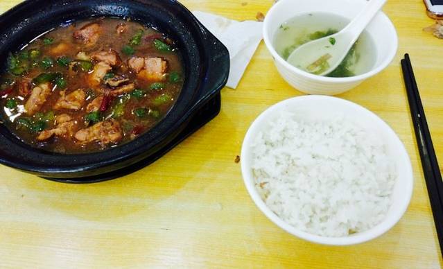 彭德楷黄焖鸡米饭(中市路店)