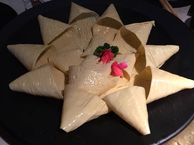 渝利重庆火锅(漕宝日月光店)