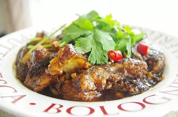 Mama's Nepalese Kitchen