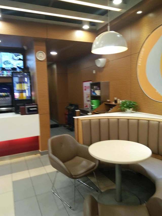 魏家凉皮(赛博店)