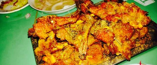 大漠奇香馕坑肉