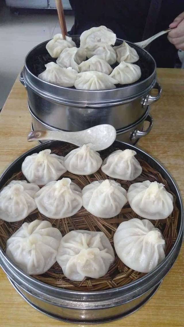 雷记汤包蒸饺(绿地店)