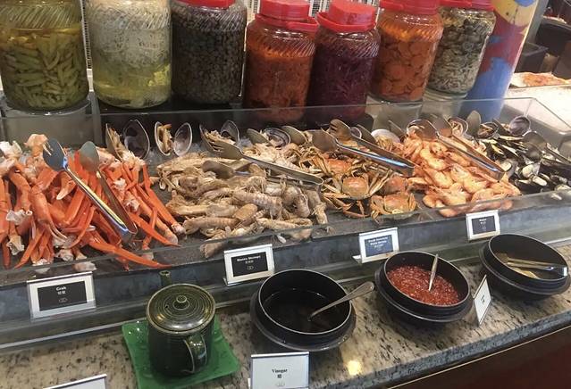 济南怡豪大饭店（泉城广场趵突泉店）·银顶旋转餐厅