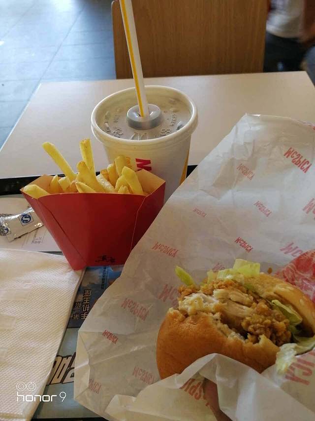 麦当劳(怀集店)